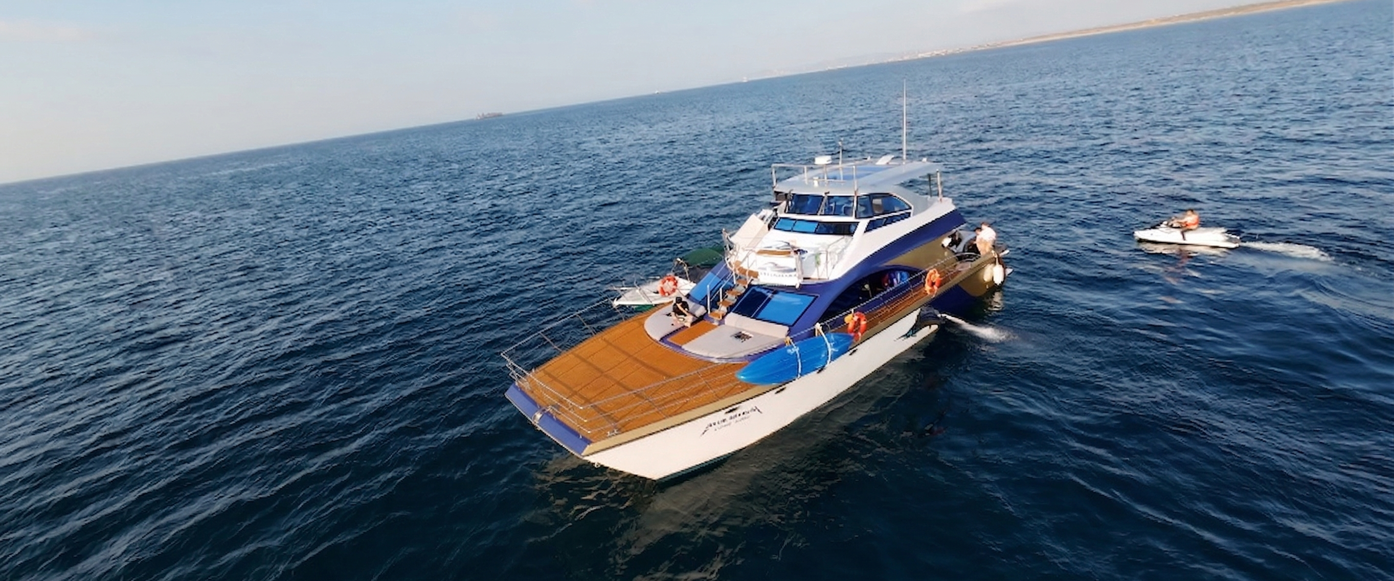 Ktamaran Luxury Boat
